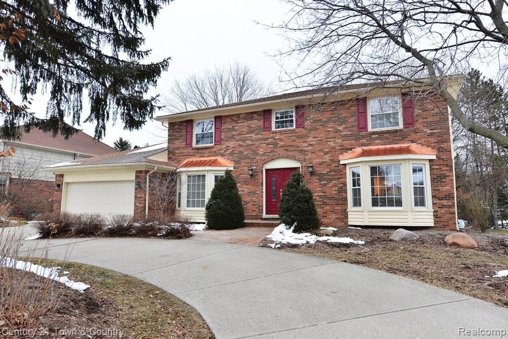 372 Shellbourne Drive Rochester Hills, MI 48309 - Photo 1 of 45
