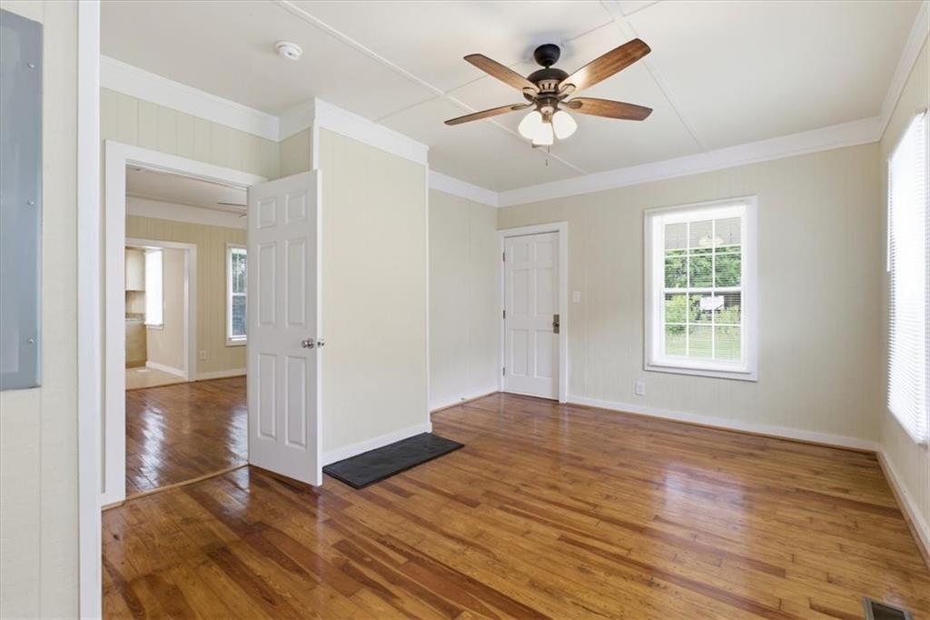 305 Grove Avenue Southeast Lindale, GA 30147 - Photo 17 of 36