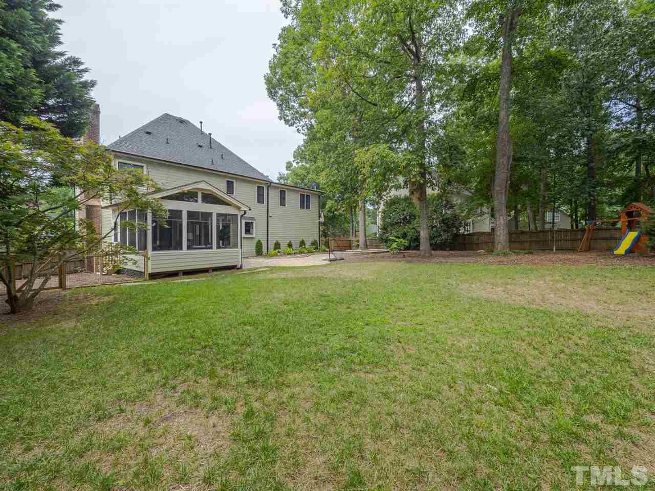 9513 Brimstone Lane Raleigh, NC 27613 - Photo 21 of 28 Gallery Image 21