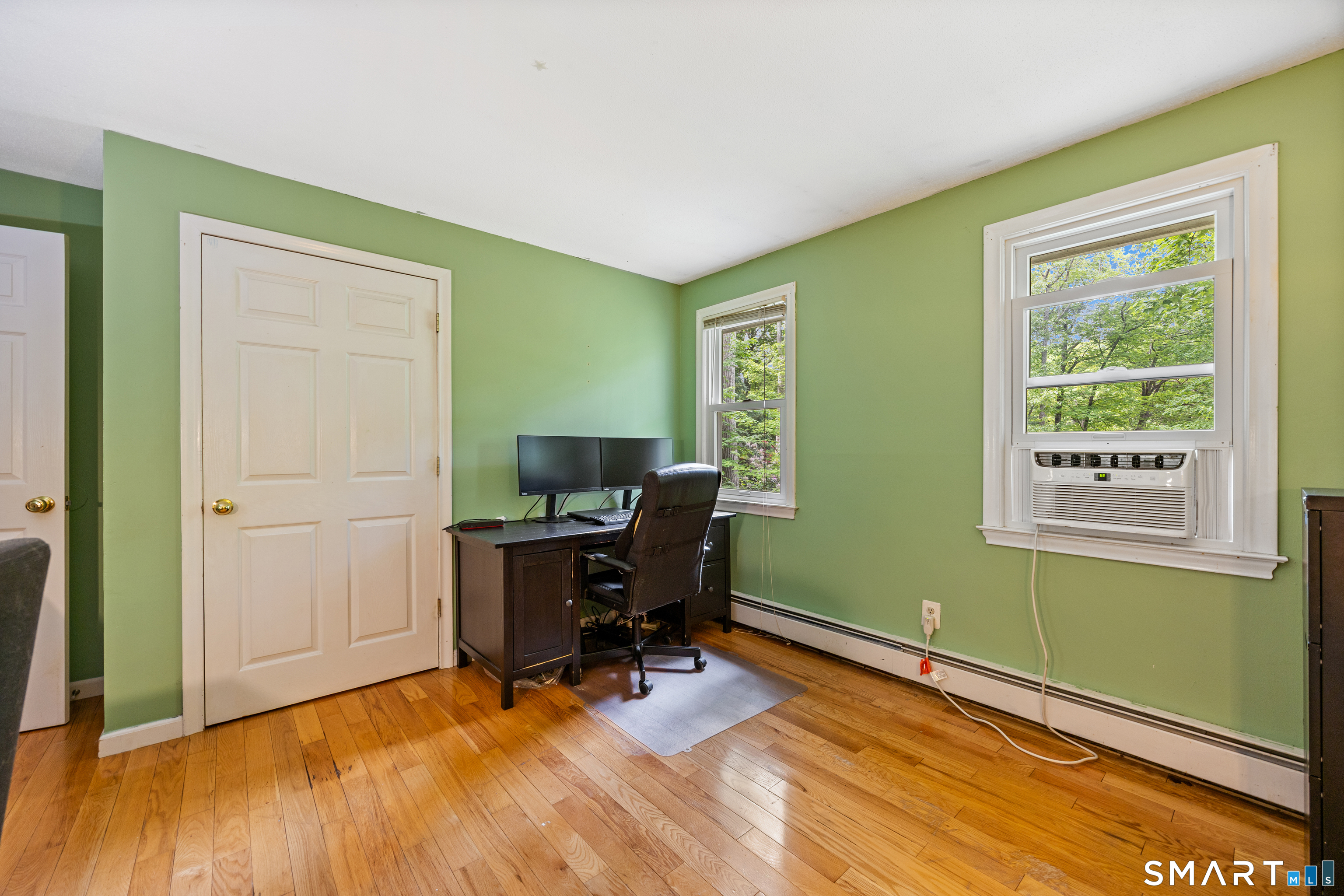 825 Neipsic Road Glastonbury, CT 06033 - Photo 21 of 40