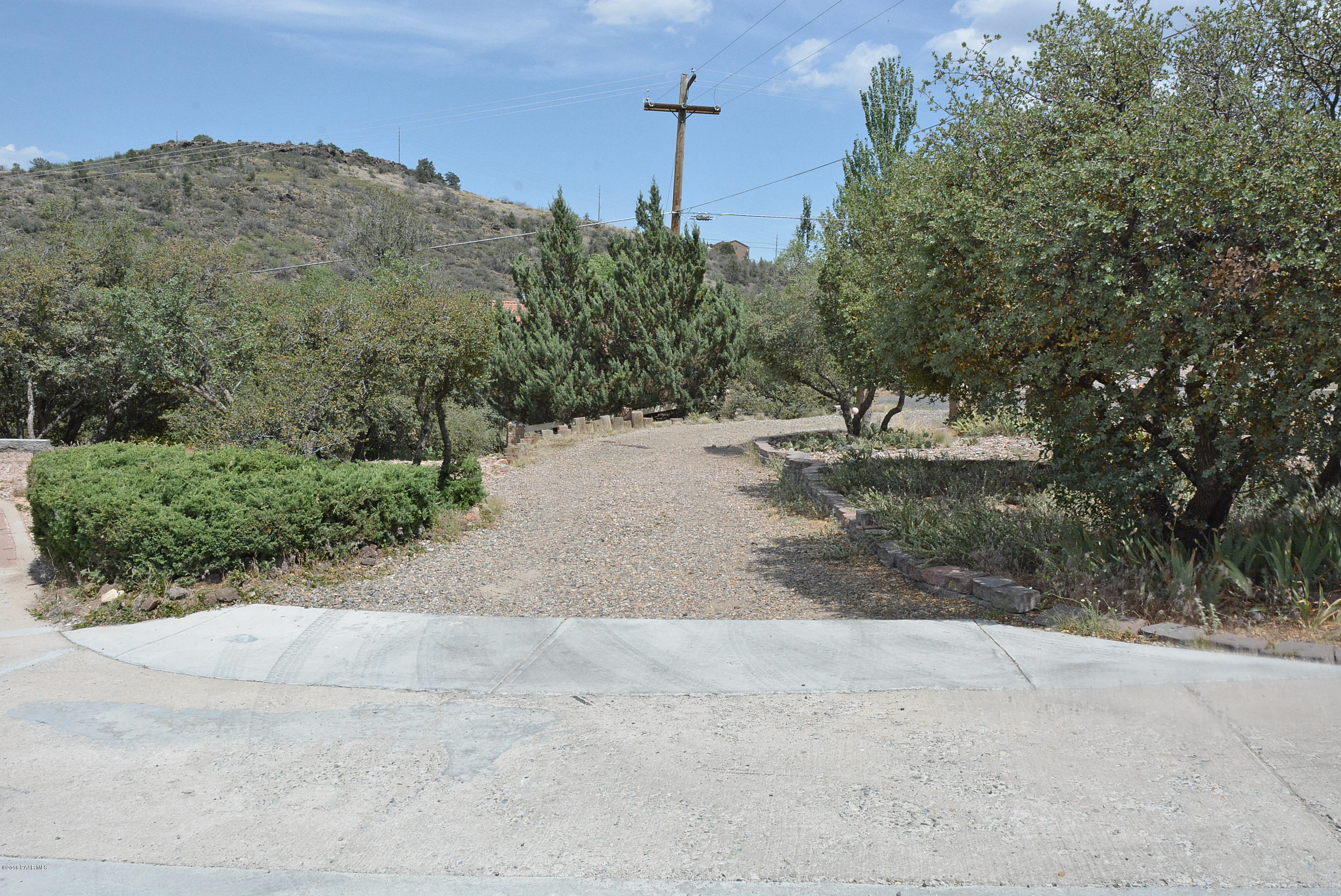 428 Buckskin Road Prescott, AZ 86301 - Photo 4 of 23 DSC_2003