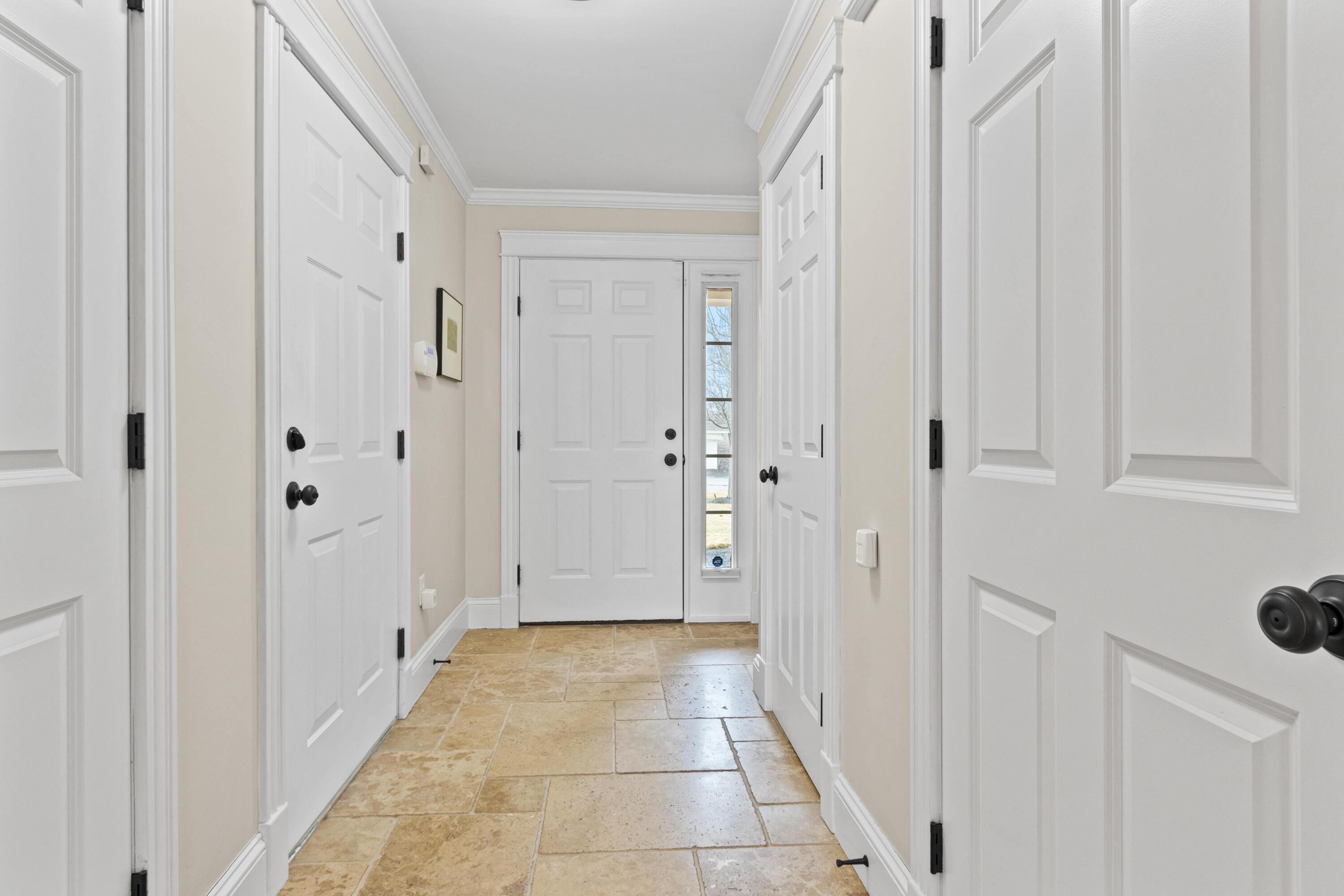 48 Ridge Road, Unit 3 Portland, ME 04103 - Photo 4 of 58 Entryway