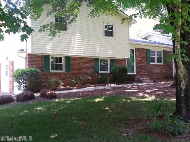 Exterior Front. Great curb appeal in like new exterior with vinyl and brick.