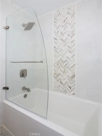 a view of entryway with a front door