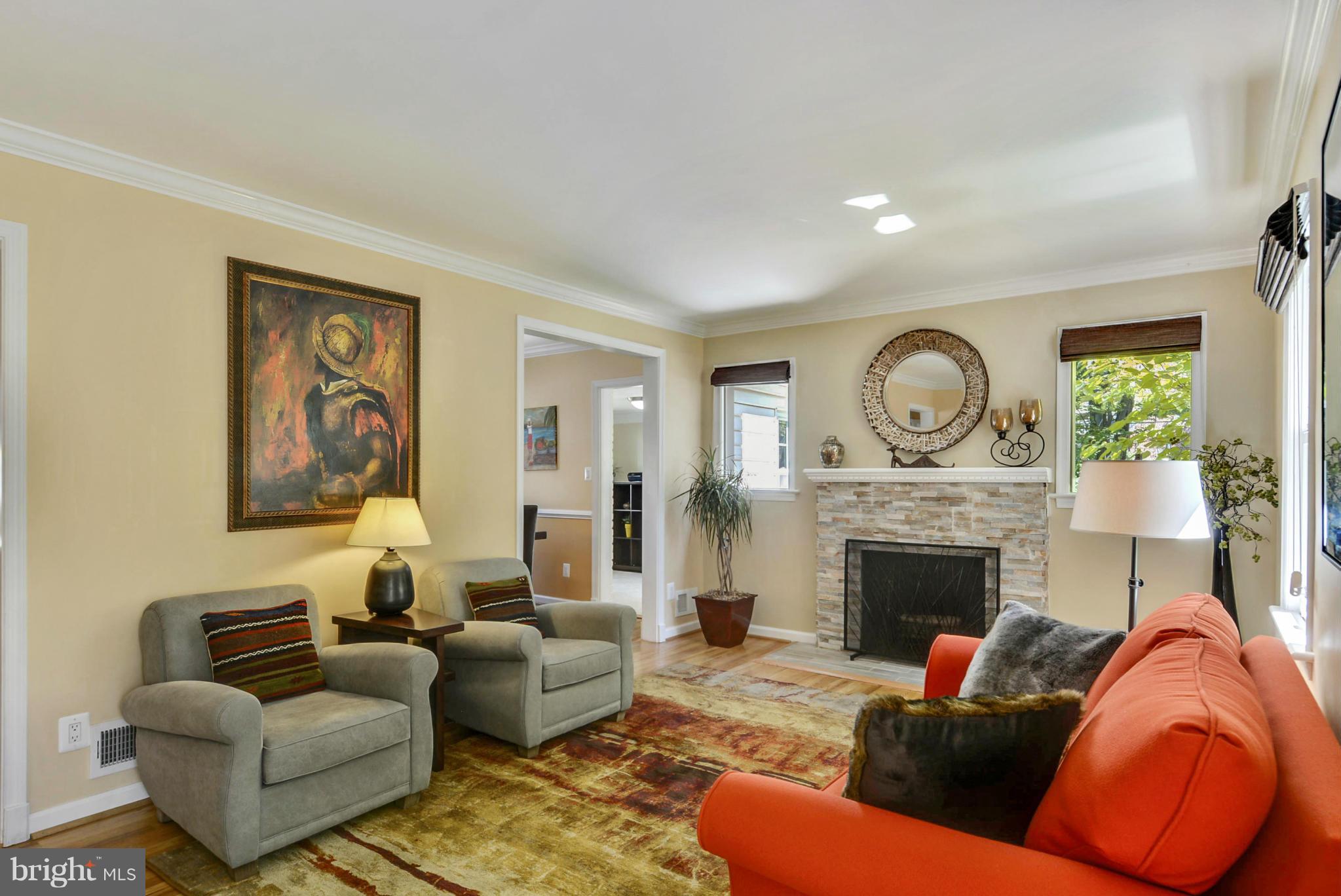 10114 Greeley Avenue Silver Spring, MD 20902 - Photo 3 of 30 Living Room
