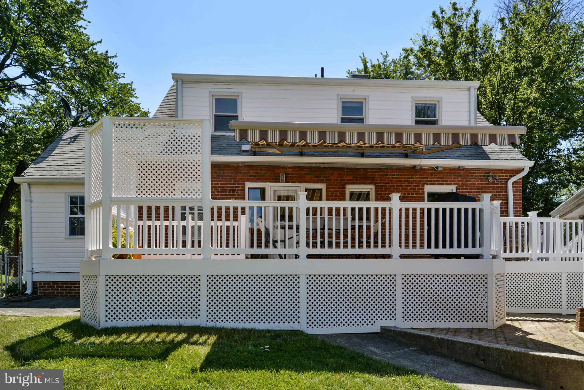 10114 Greeley Avenue Silver Spring, MD 20902 - Photo 26 of 30 Rear Deck