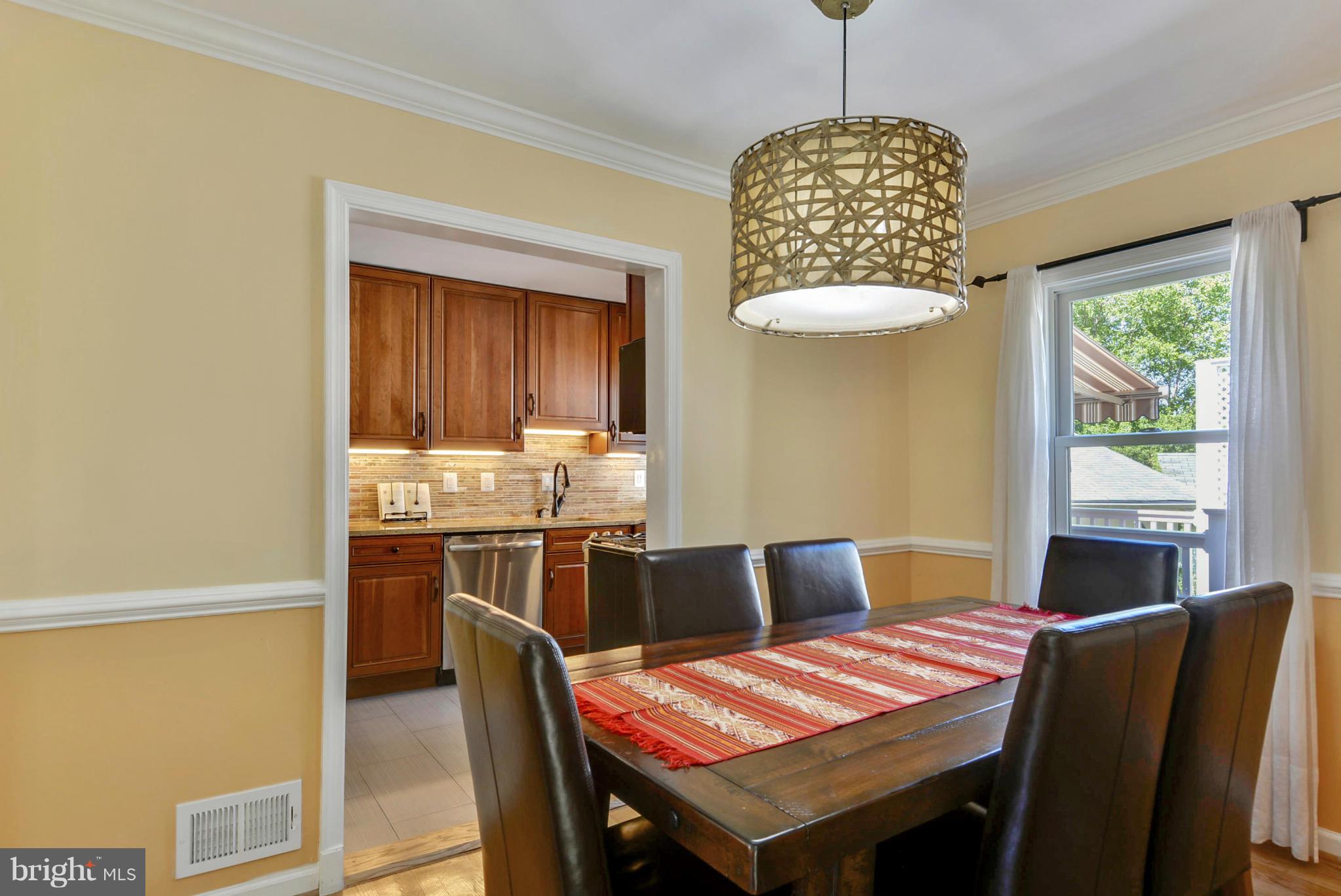 10114 Greeley Avenue Silver Spring, MD 20902 - Photo 5 of 30 Dining Room