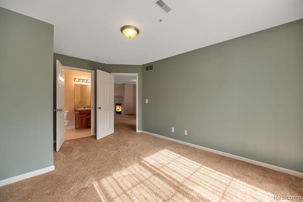 16810 Farmington Road Livonia, MI 48154 - Photo 28 of 41