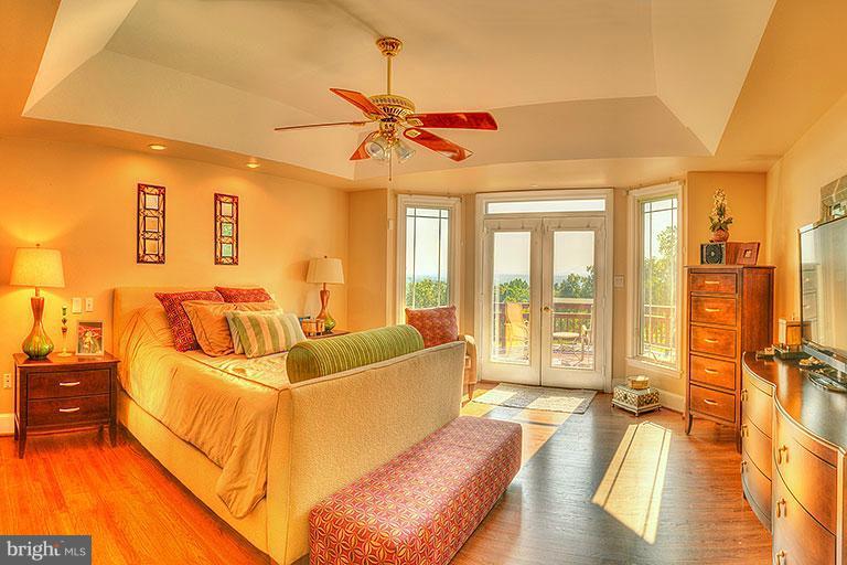 5764 Varzara Road Marshall, VA 20115 - Photo 3 of 19 Bedroom (Master)