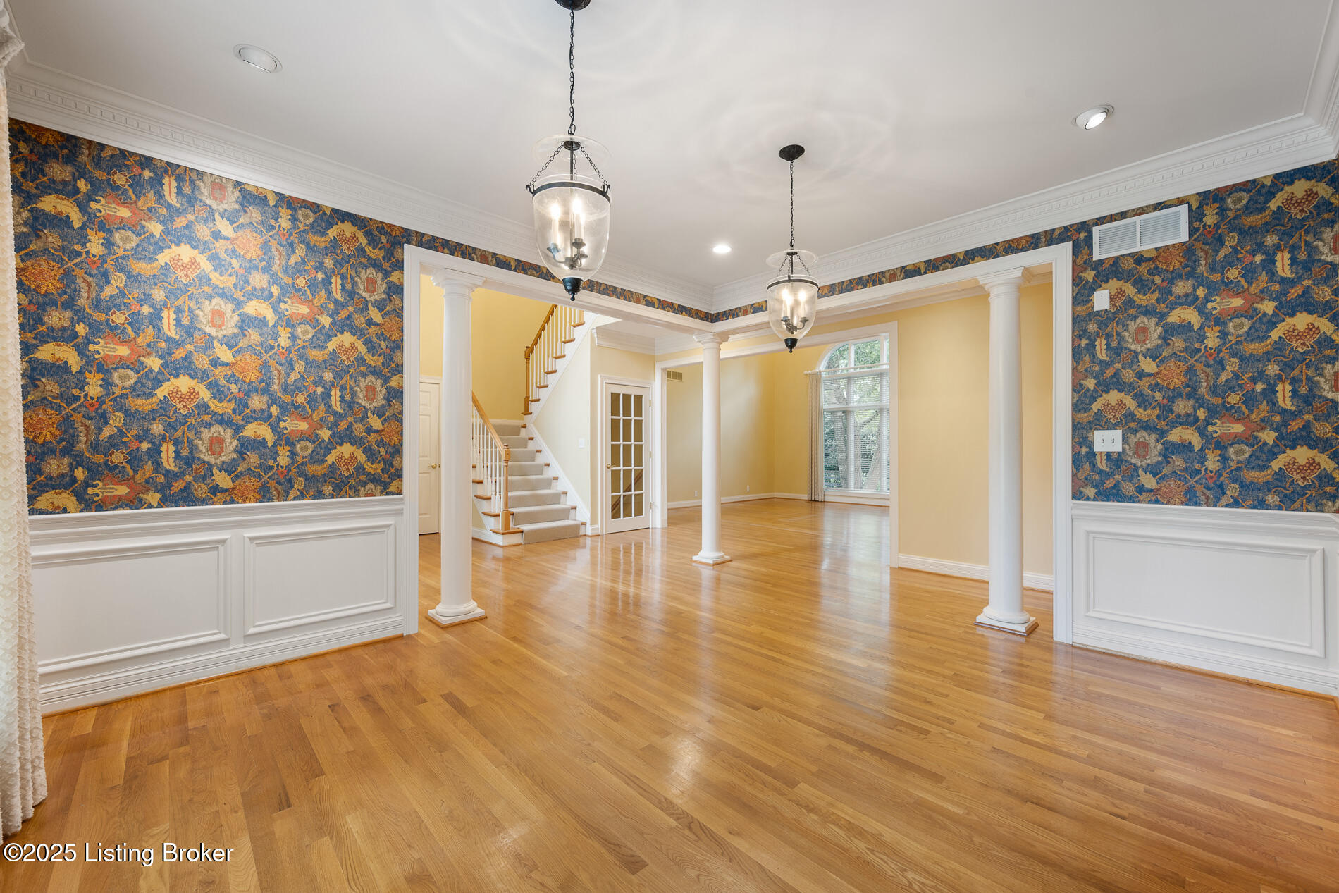 7910 Sutherland Farm Road Prospect, KY 40059 - Photo 11 of 64 Open to Foyer and Back Hall