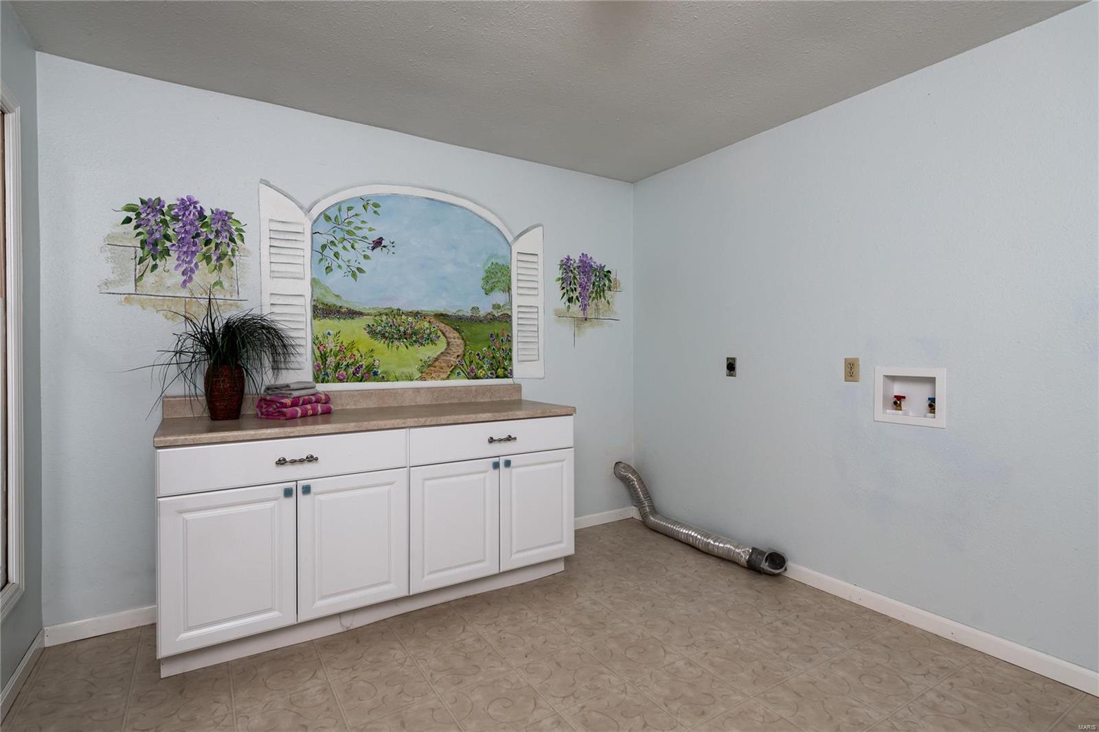 1319 Timber Terra Road Wildwood, MO 63021 - Photo 16 of 36 Gallery Image 16