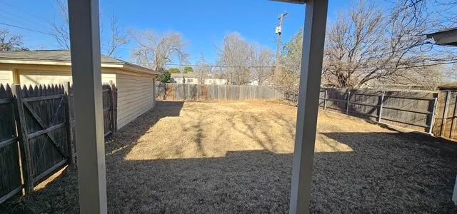 $1,150 | 2318 33rd Street, Lubbock, TX 79411