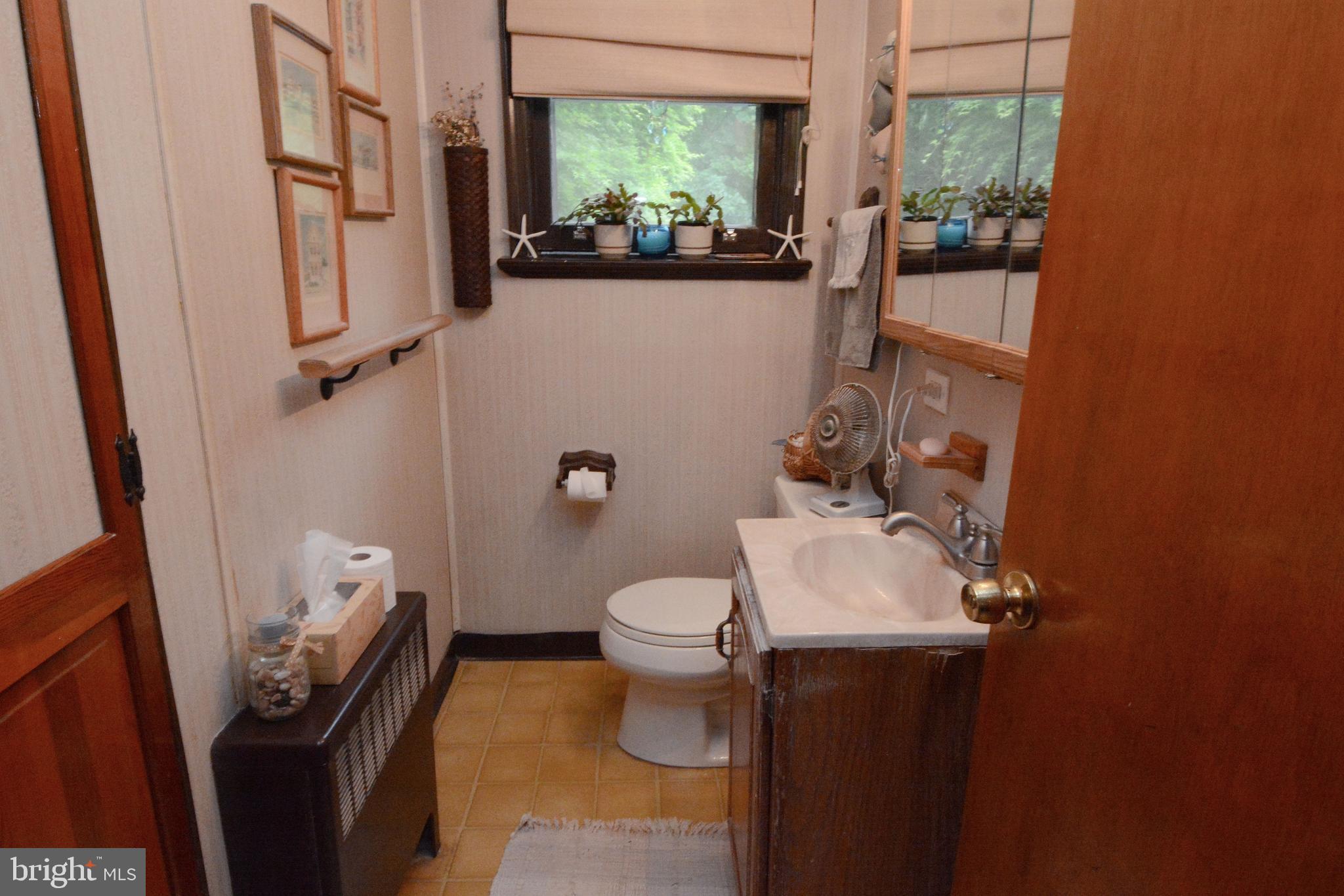 419 Continental Road Hatboro, PA 19040 - Photo 31 of 50 First floor half bath