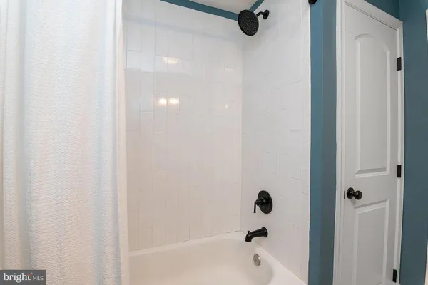 $2,800 | 3302 Orlando Avenue, Baltimore, MD 21234