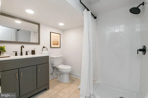 $2,800 | 3302 Orlando Avenue, Baltimore, MD 21234