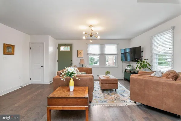 $2,800 | 3302 Orlando Avenue, Baltimore, MD 21234