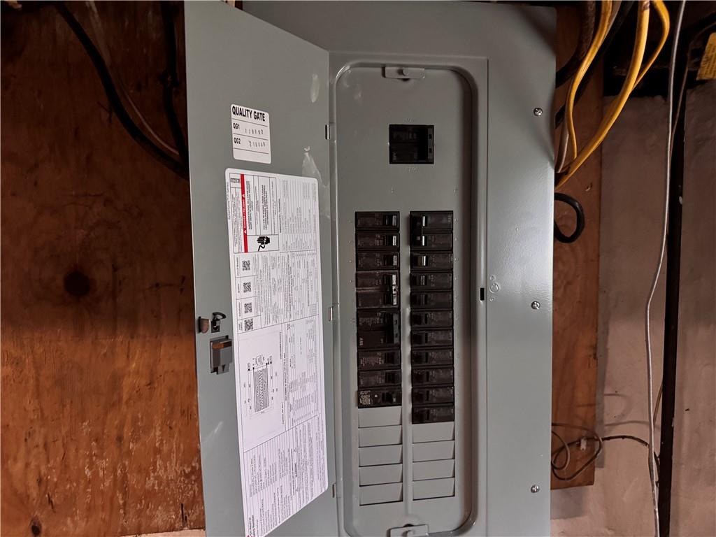 809 Linden Street Sharon, PA 16146 - Photo 10 of 17