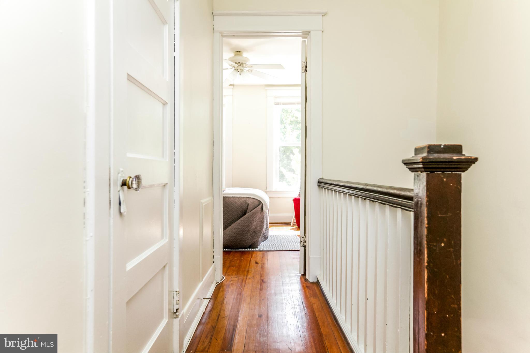 1122 Roland Heights Avenue Baltimore, MD 21211 - Photo 14 of 30 Super Sunny Upper Level