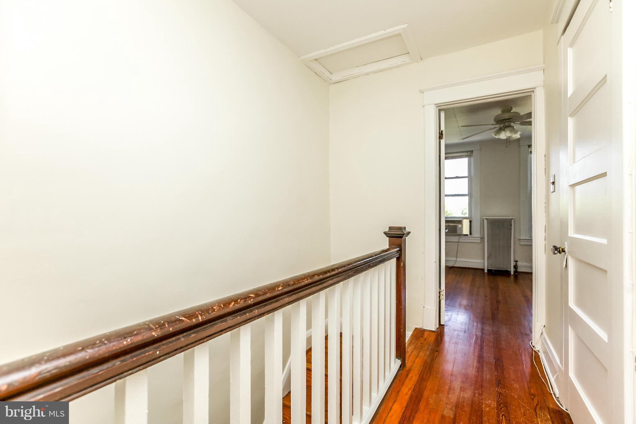 1122 Roland Heights Avenue Baltimore, MD 21211 - Photo 18 of 30 Upper Level Hallway