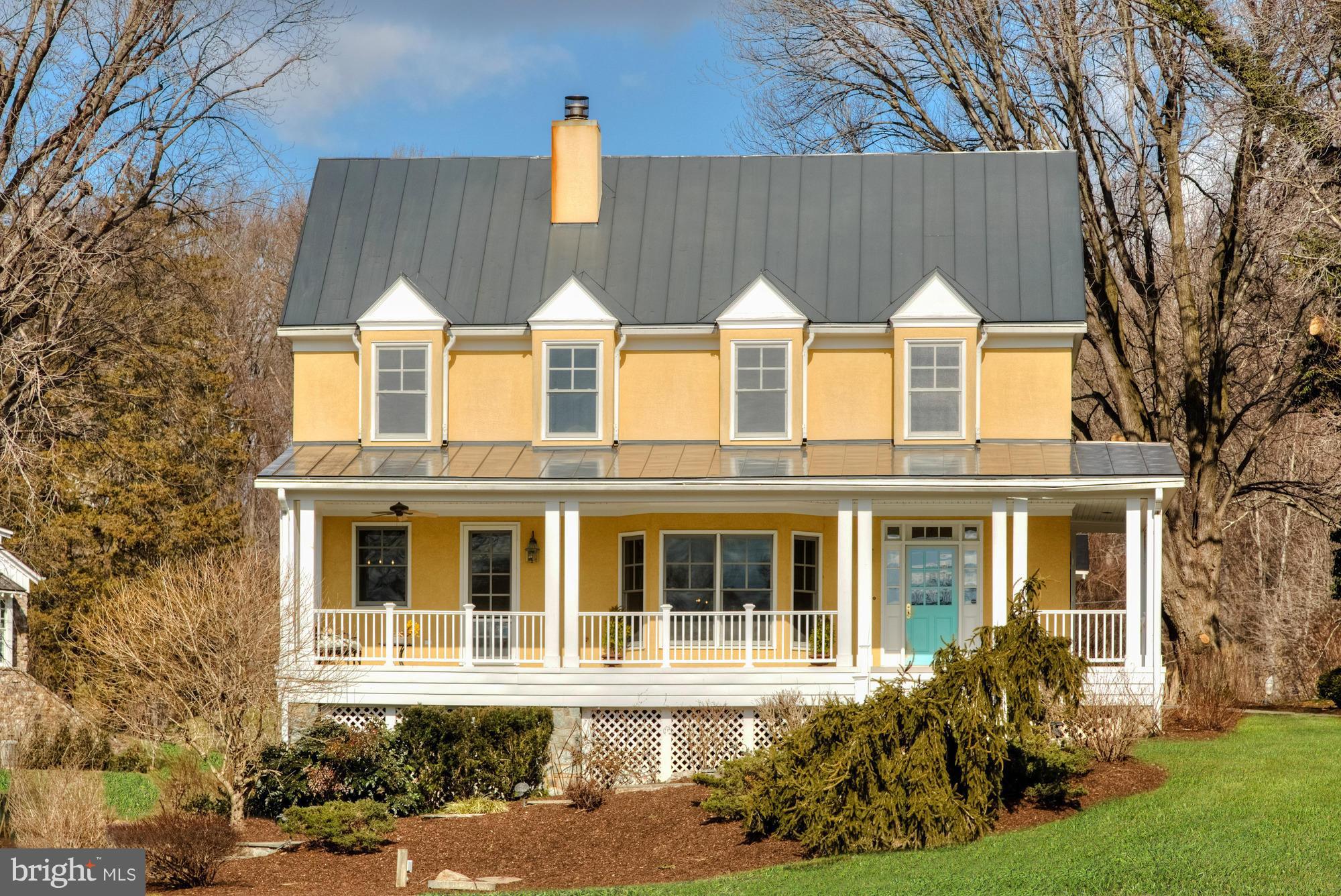 914 Spring Hill Road McLean, VA 22102 - Photo 1 of 30 Exterior (Front)