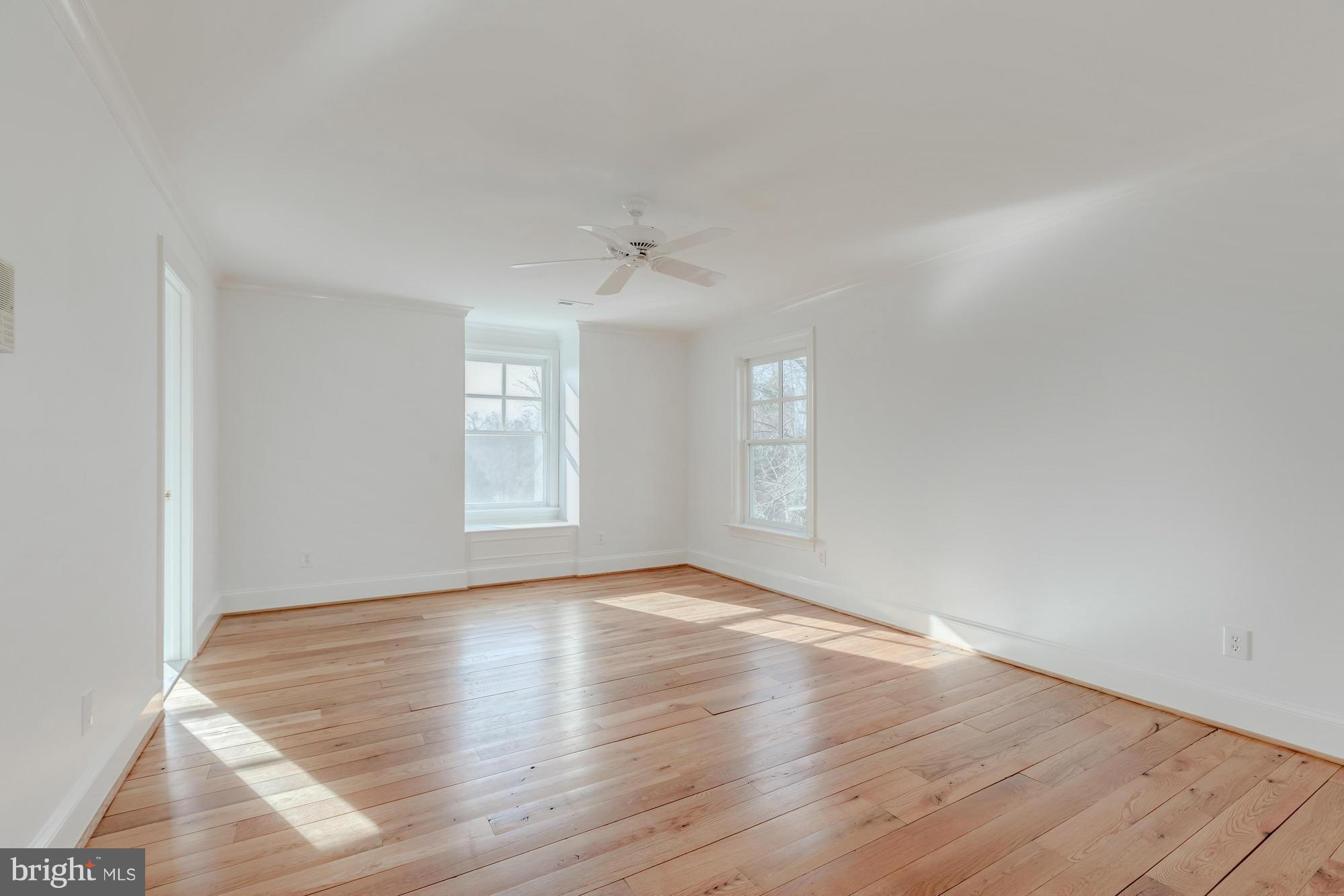 914 Spring Hill Road McLean, VA 22102 - Photo 18 of 30 Bedroom