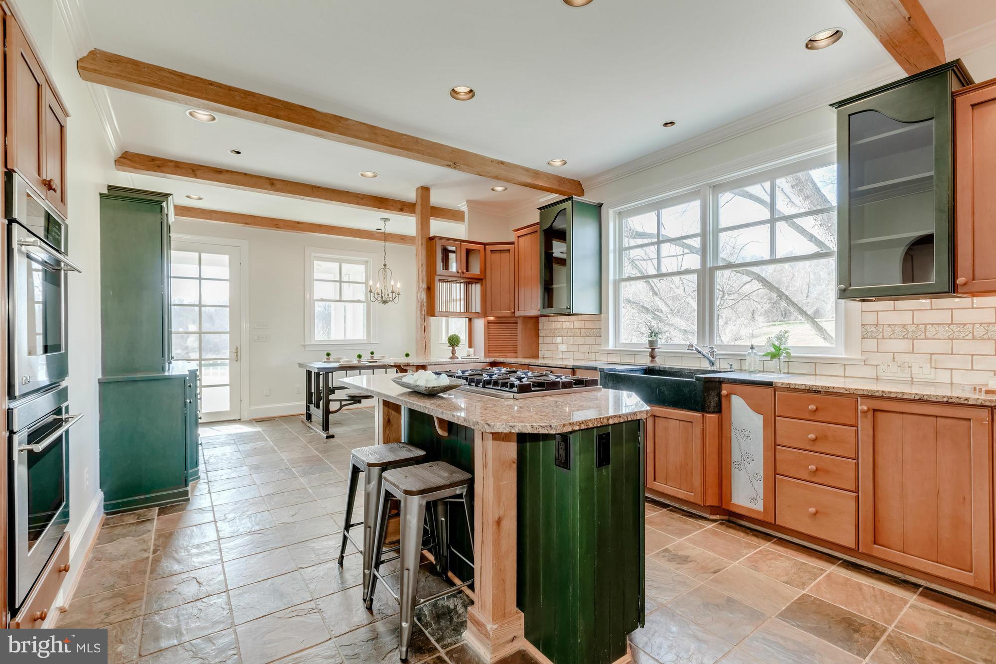 914 Spring Hill Road McLean, VA 22102 - Photo 10 of 30 Kitchen
