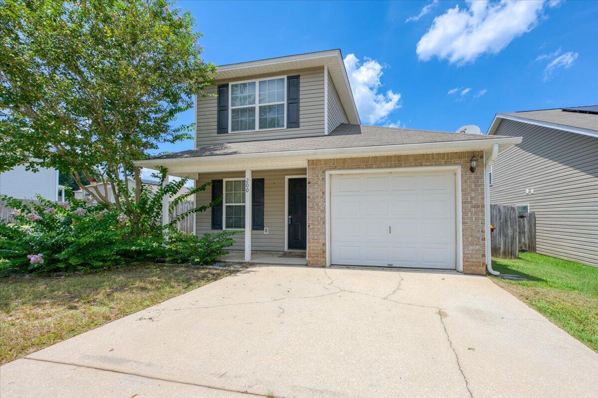 200 Wainwright Drive Crestview, FL 32539 - Photo 4 of 47 04-200 Wainwright Dr-Crestview-4