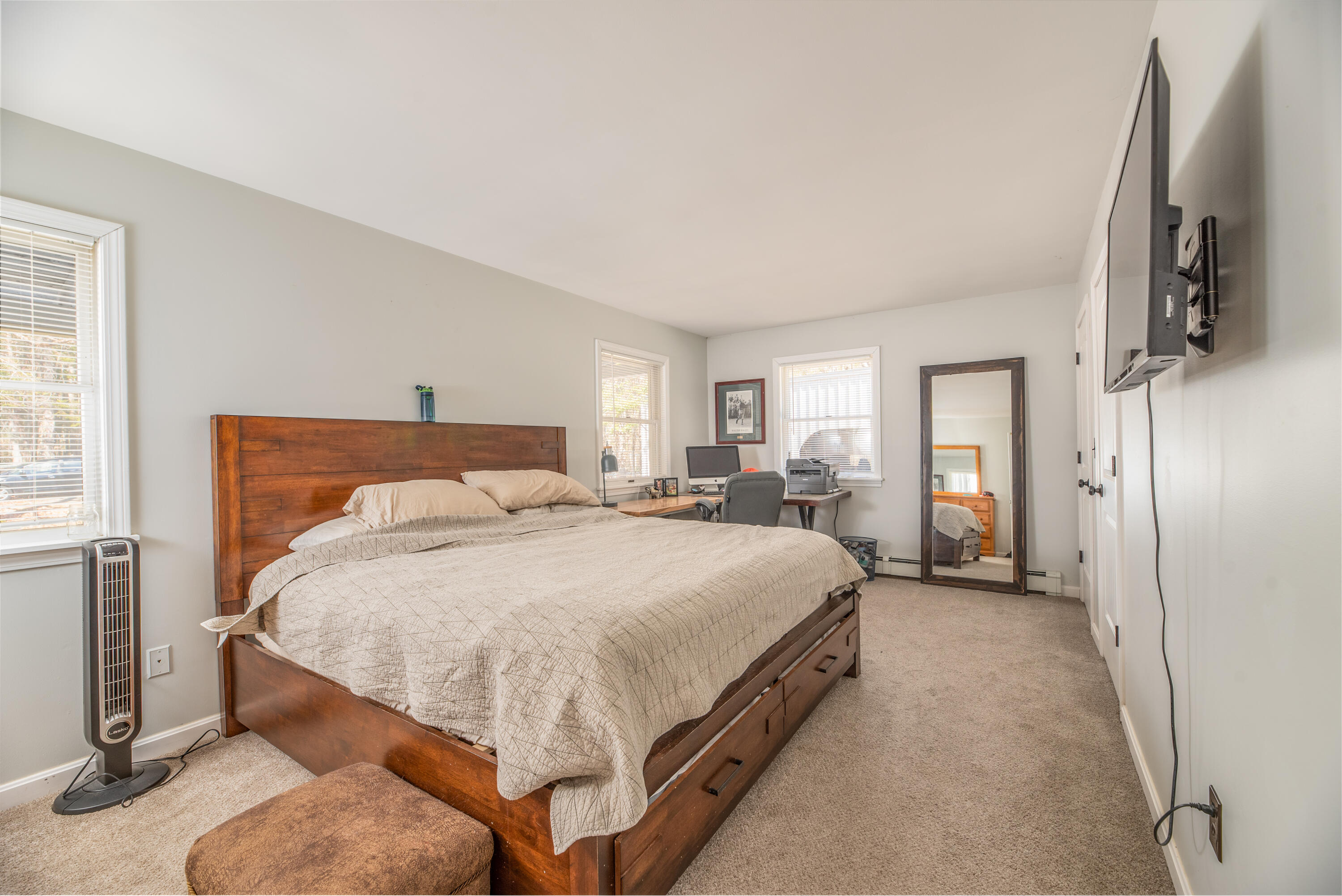 92 Dunn Road Belgrade, ME 04917 - Photo 16 of 25 Interior11