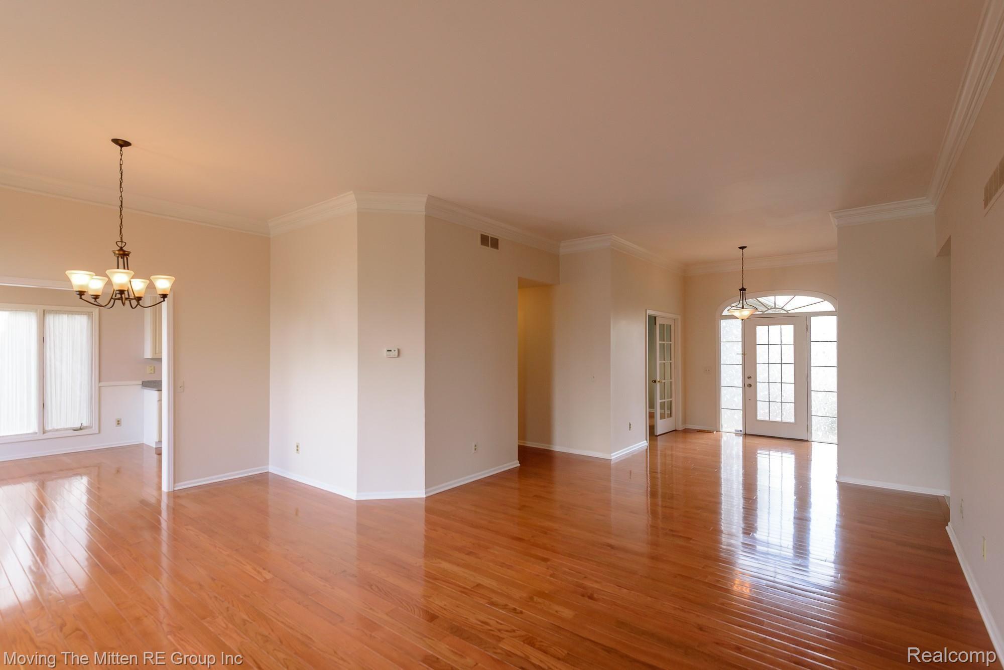 45377 Lothrop Road Canton, MI 48188 - Photo 3 of 57 3.jpg