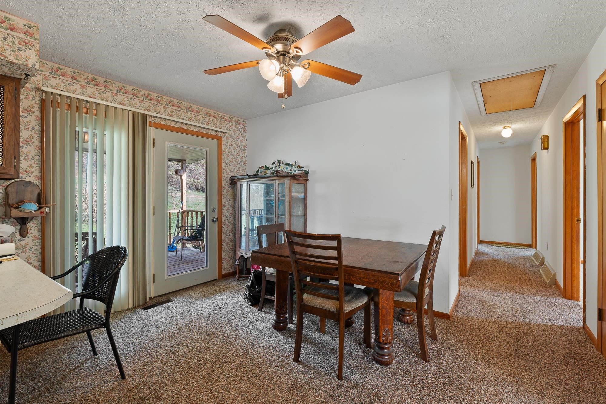 138 Rabbit Run Lane Huntington, WV 25702 - Photo 12 of 32 Gallery Image 12