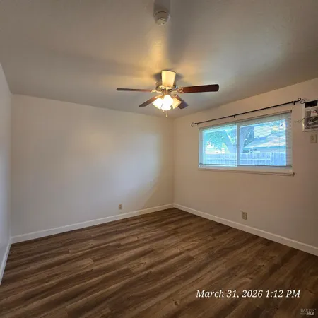 $1,700 | 786 Lovers Lane, Vacaville, CA 95688