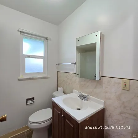 $1,700 | 786 Lovers Lane, Vacaville, CA 95688