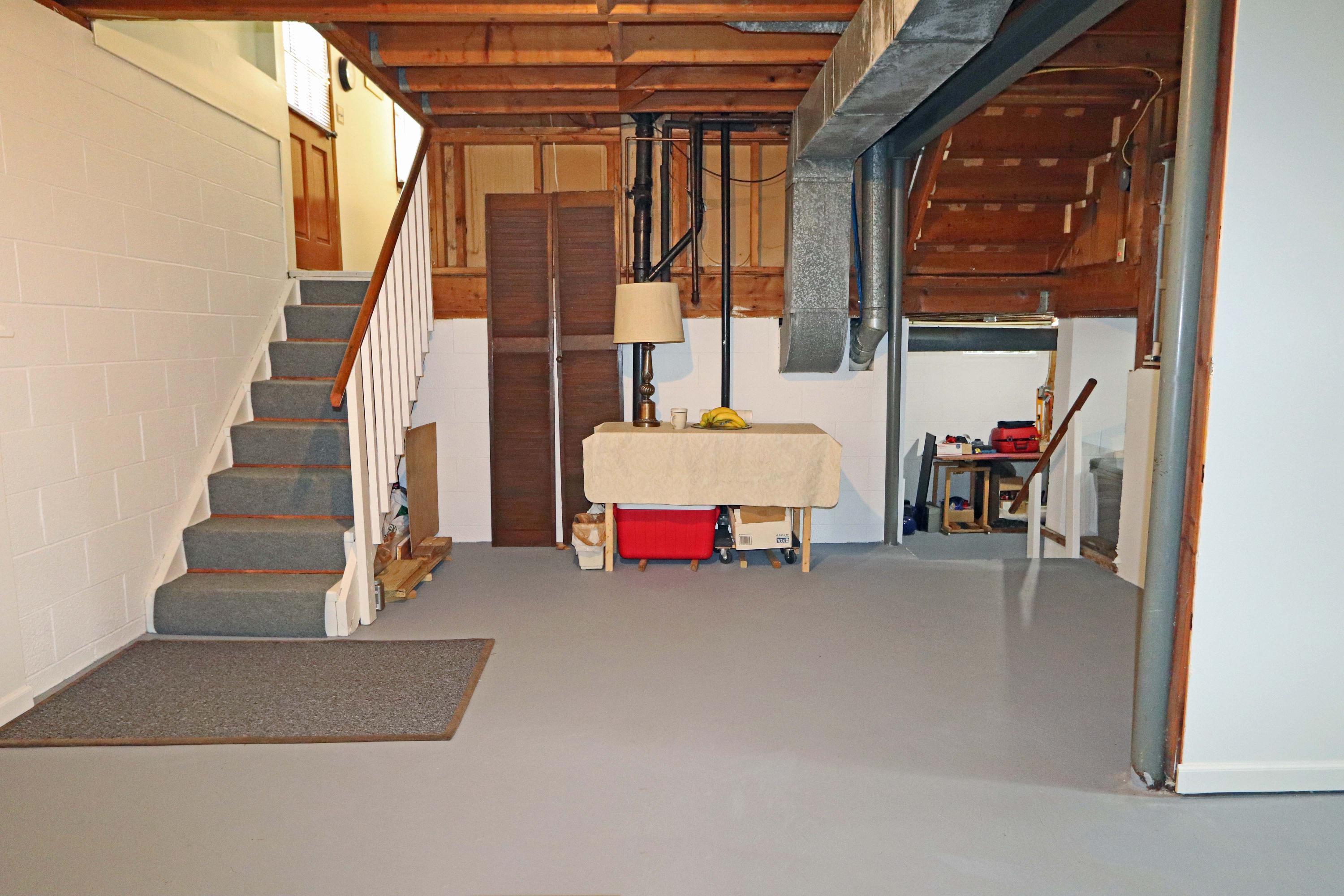 1894 Brookfield Road Columbus, OH 43229 - Photo 24 of 38 Gallery Image 24