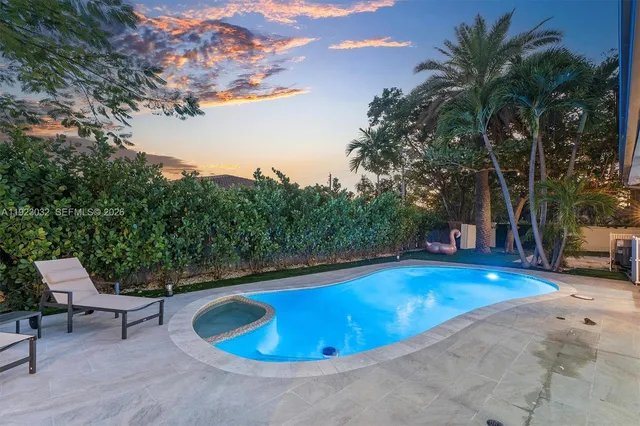 $2,299,000 | 210 Northeast 107th Street, Miami Shores, FL 33161