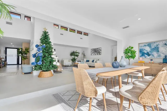 $2,299,000 | 210 Northeast 107th Street, Miami Shores, FL 33161