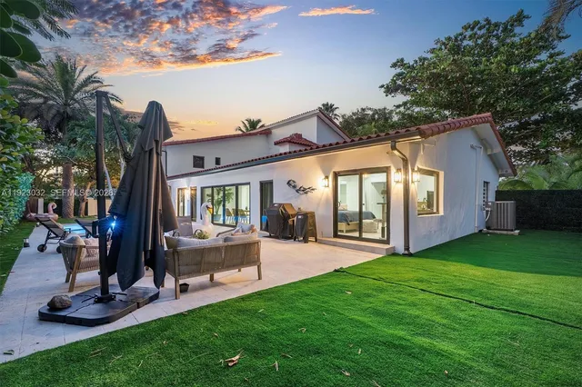 $2,299,000 | 210 Northeast 107th Street, Miami Shores, FL 33161