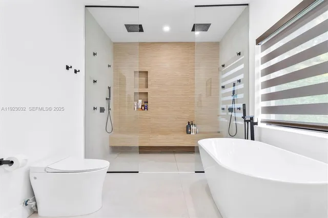 $2,299,000 | 210 Northeast 107th Street, Miami Shores, FL 33161