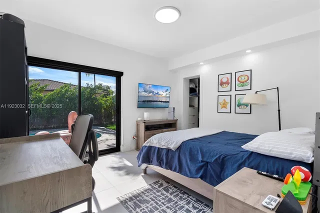 $2,299,000 | 210 Northeast 107th Street, Miami Shores, FL 33161