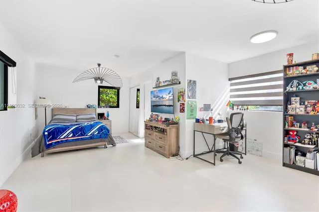 $2,299,000 | 210 Northeast 107th Street, Miami Shores, FL 33161