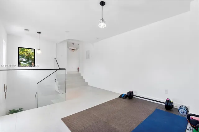 $2,299,000 | 210 Northeast 107th Street, Miami Shores, FL 33161