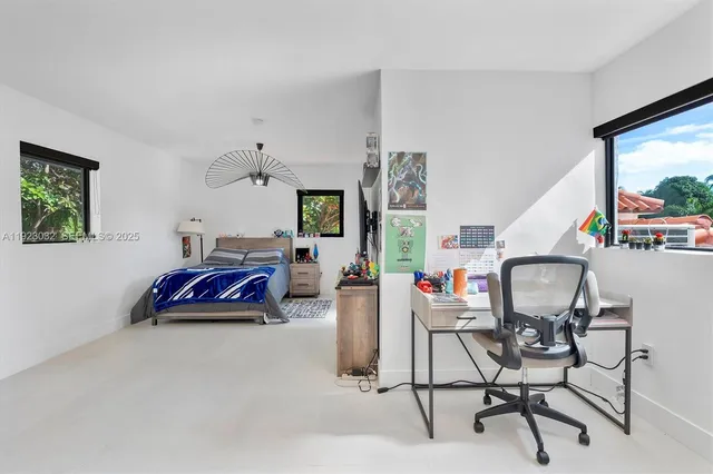 $2,299,000 | 210 Northeast 107th Street, Miami Shores, FL 33161