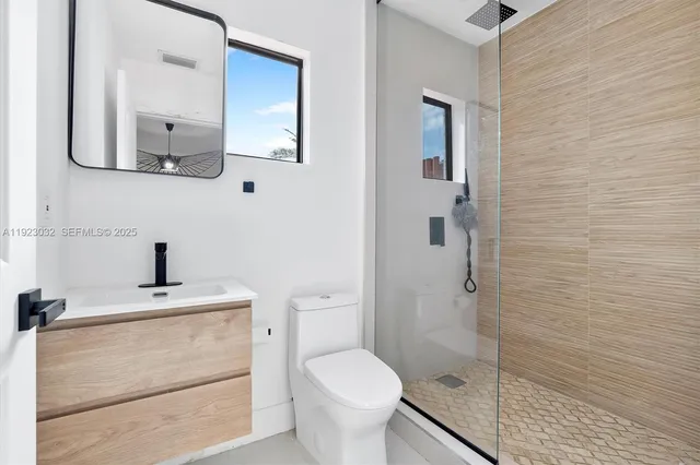 $2,299,000 | 210 Northeast 107th Street, Miami Shores, FL 33161