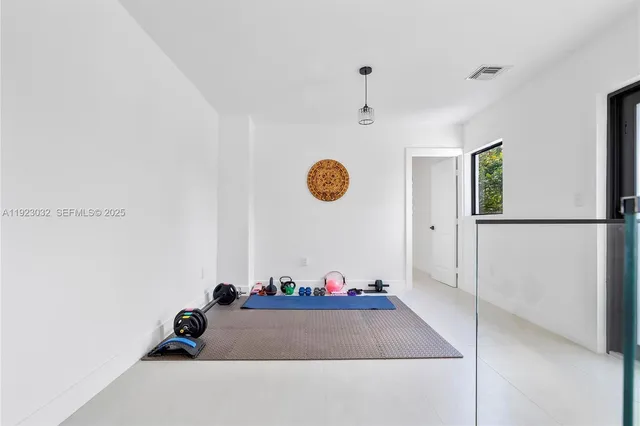 $2,299,000 | 210 Northeast 107th Street, Miami Shores, FL 33161