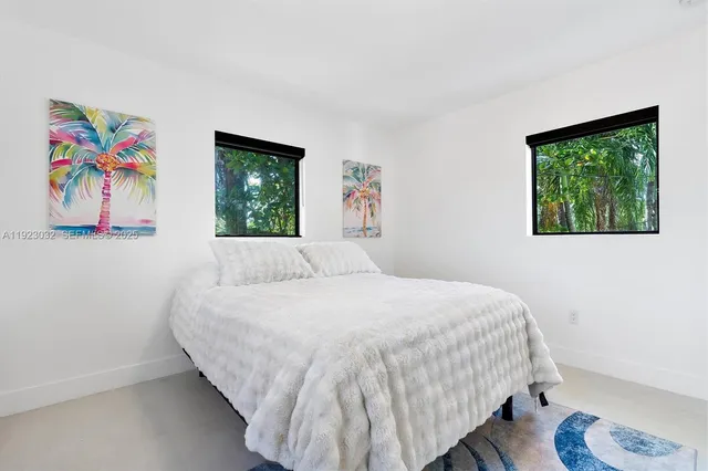 $2,299,000 | 210 Northeast 107th Street, Miami Shores, FL 33161