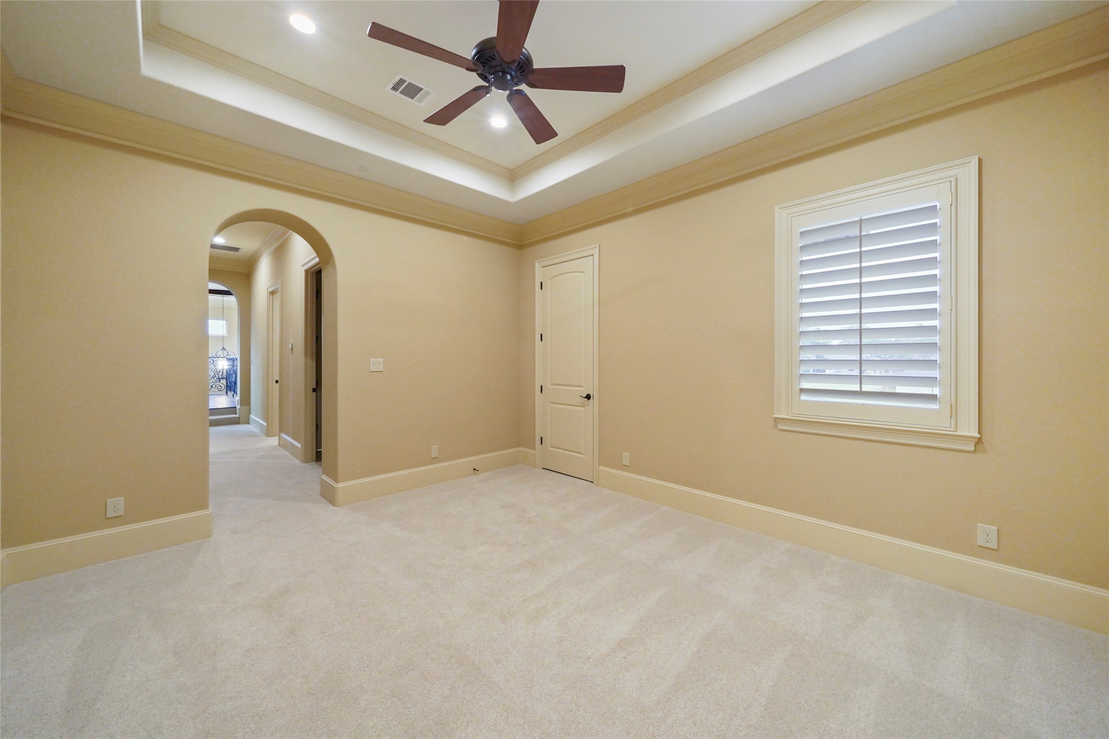 18 Rugged Lark Circle Tomball, TX 77377 - Photo 38 of 50 Between the two bedrooms upstairs is a sitting area both can enjoy.