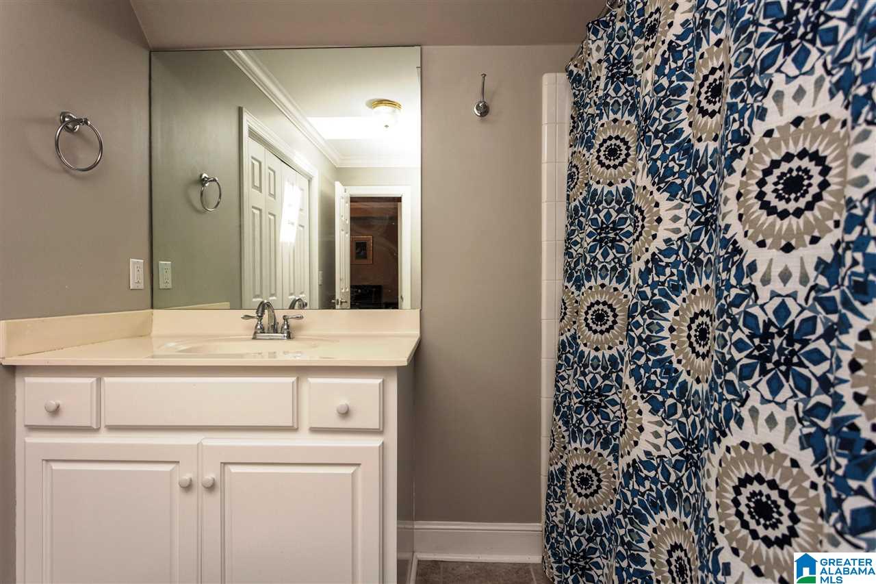 3340 North Woodridge Road Birmingham, AL 35223 - Photo 35 of 50