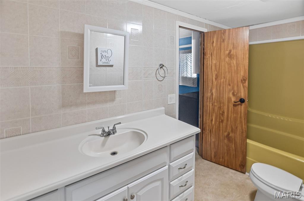 801 Scott Troy Road Lebanon, IL 62254 - Photo 34 of 41