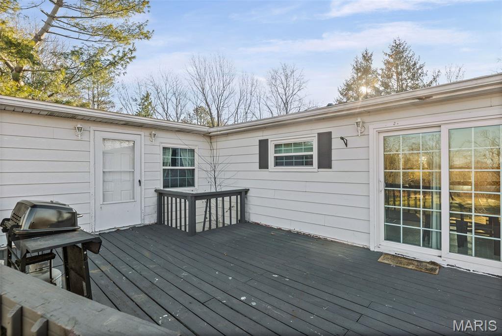 801 Scott Troy Road Lebanon, IL 62254 - Photo 6 of 41