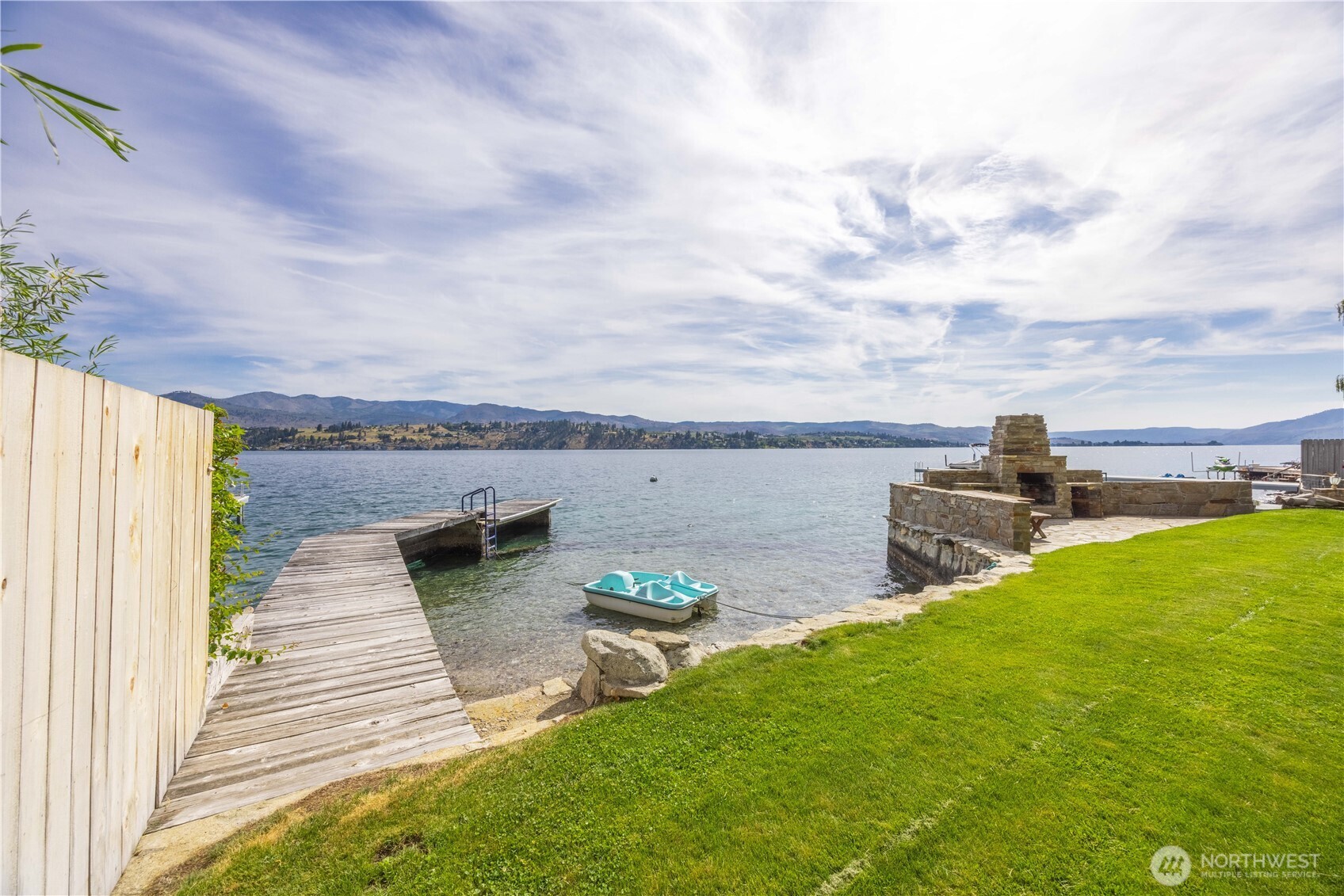9368 South Lakeshore Road Chelan, WA 98816 - Photo 14 of 39 Gallery Image 14
