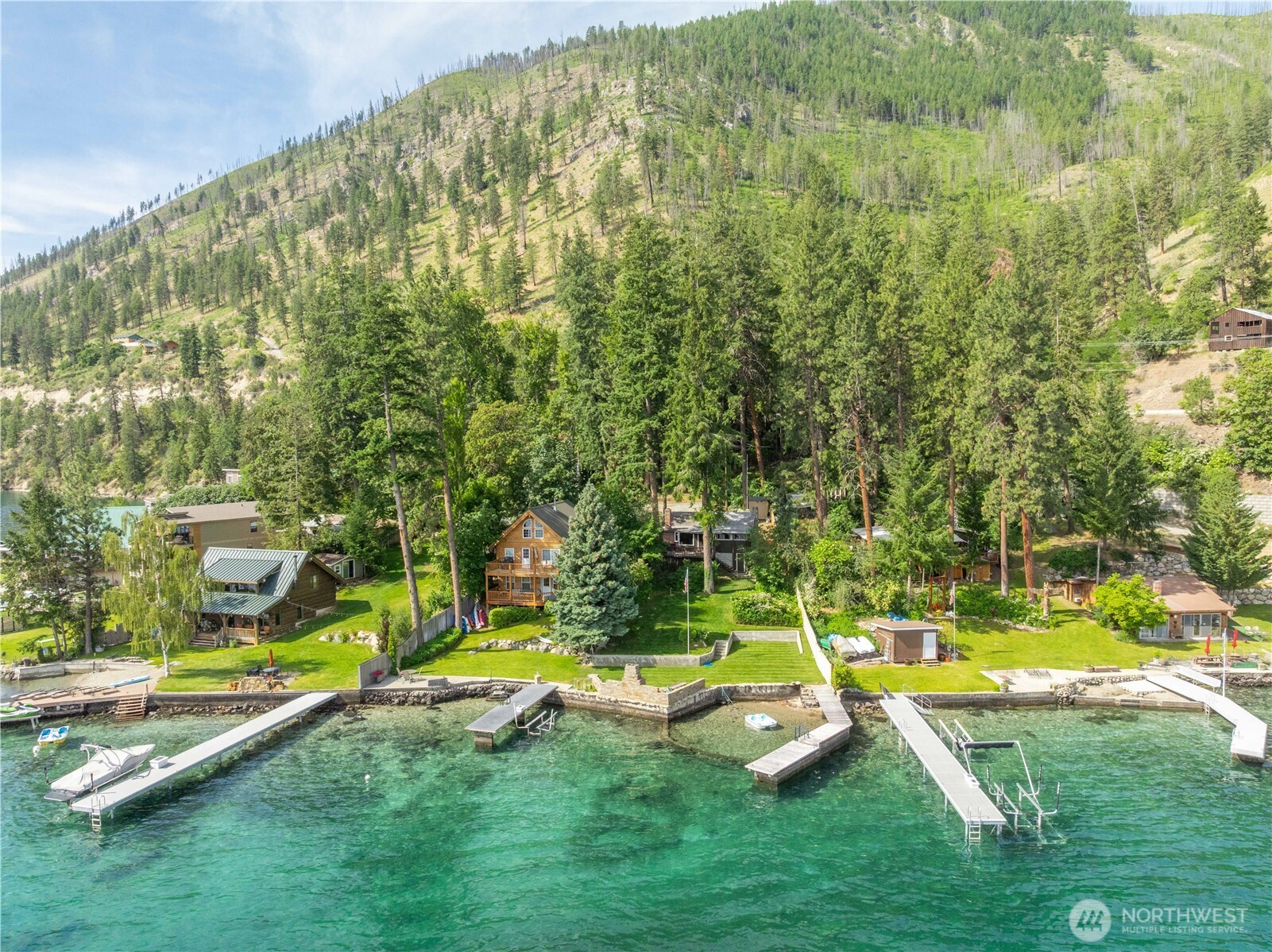 9368 South Lakeshore Road Chelan, WA 98816 - Photo 3 of 39 Gallery Image 3